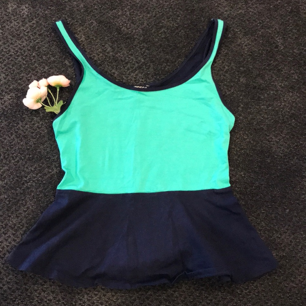 Two-Toned crop top